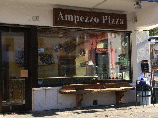 Ampezzo Pizza